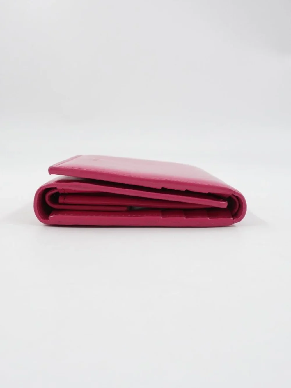 Saint Laurent Women's Trifold Wallet In Smooth Pink Leather With Gold Accents - Picture 2 of 15